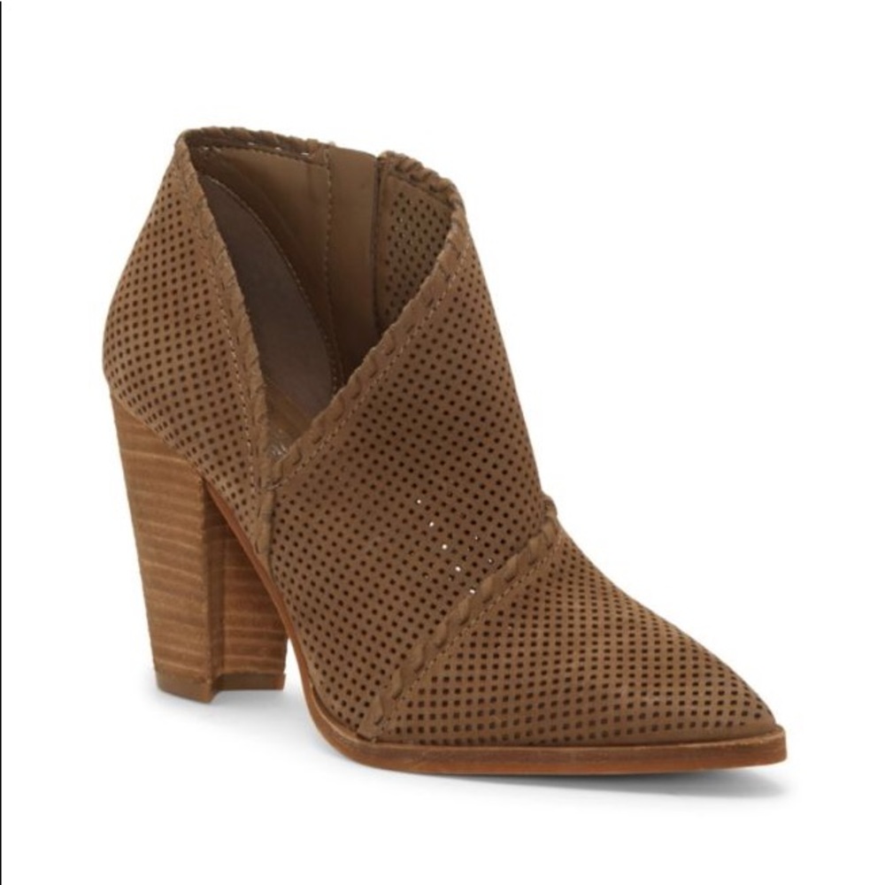 Vince Camuto Lamorna Ankle Boots.